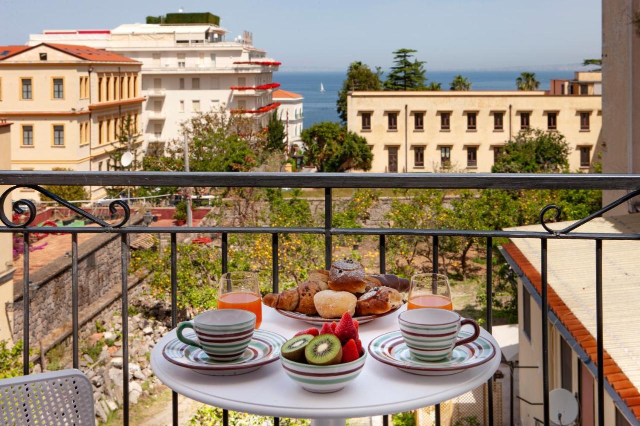 The Literary House Apartment Sorrento Exterior photo